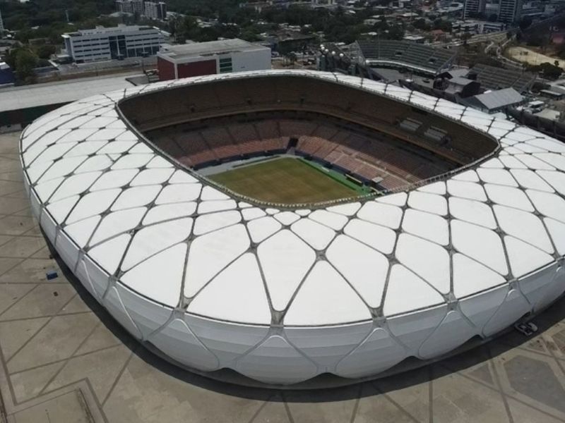 Amazonas enfrenta Manaus na Arena da Amazônia pelo Barezão 2025