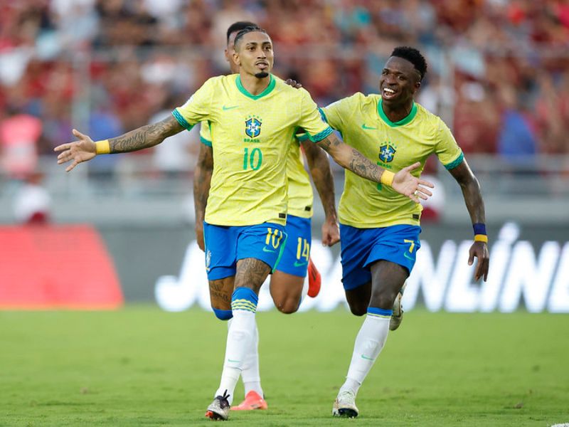 Com promessa de "porrada", Brasil enfrenta Argentina pelas Eliminatórias
