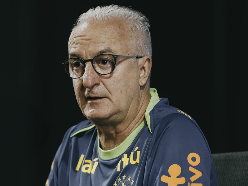 Dorival Júnior é demitido do comando da seleção brasileira