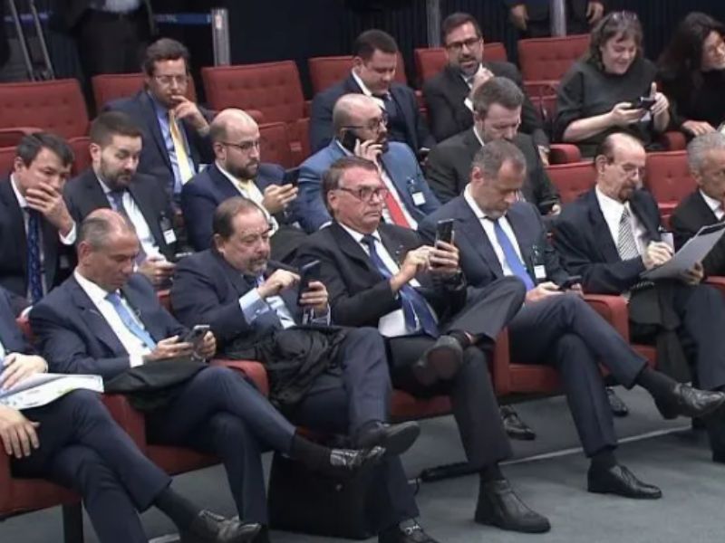 Entenda os próximos passos no processo que tornou Bolsonaro e outros 7 réus no STF