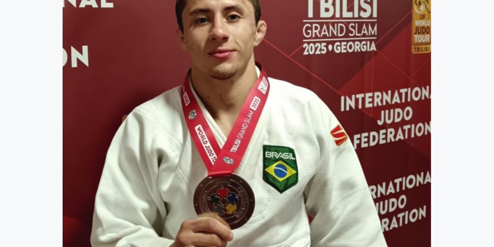 Judô: Michel Augusto garante prata no 1º dia do Grand Slam de Tbilisi