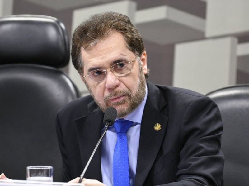 Plínio Valério é eleito 'perdedor da semana', após fala contra Marina