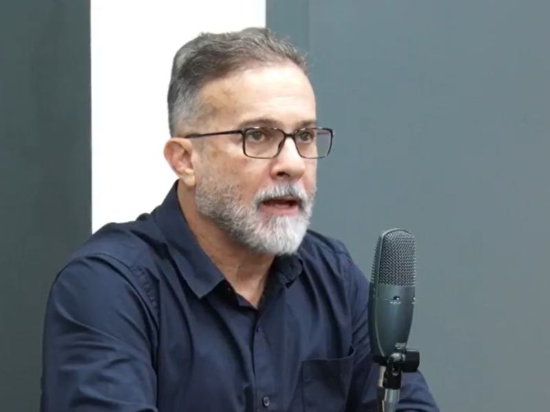 Folha de pagamento no interior do AM é tráfico ou poder público, afirma Chico Preto