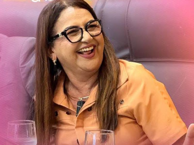 Prefeita Valcileia Maciel é alvo de denúncia no TCE-AM por suposto 'conluio' em licitação de transporte escolar
