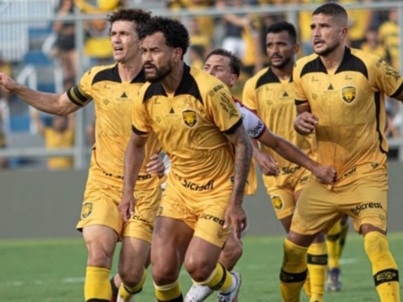 CBF confirma mudança de local para jogo entre Amazonas e CRB