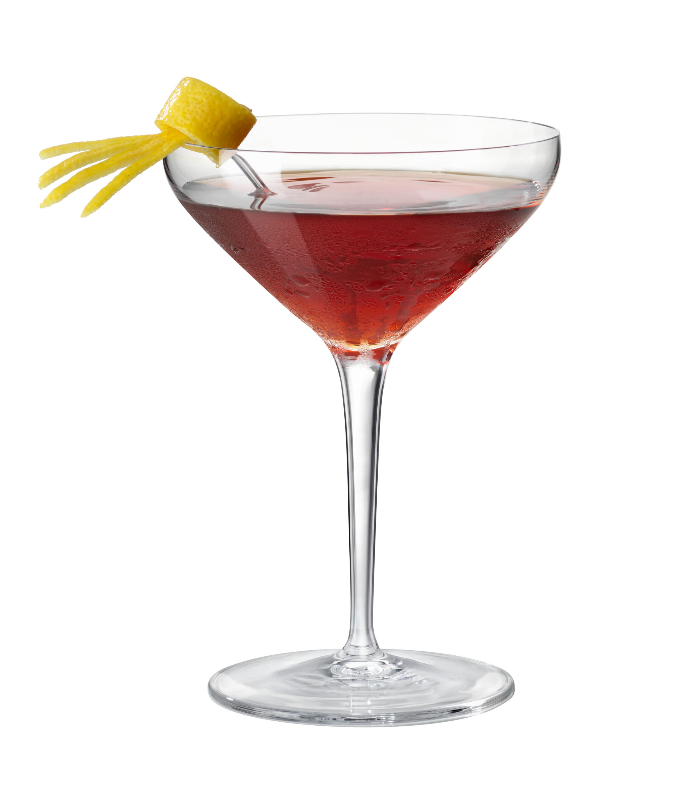Glamour e sabor em Cannes: Campari revela os drinks favoritos de Juliana Paes, Camila Queiroz e Juan Paiva.