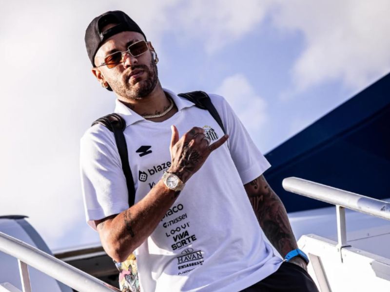 Jornal espanhol critica Neymar e chama no Santos de "desastre"