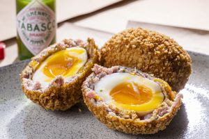 TABASCO® Brand apresenta receita de Bolovo assinada pela chef Paula Labaki