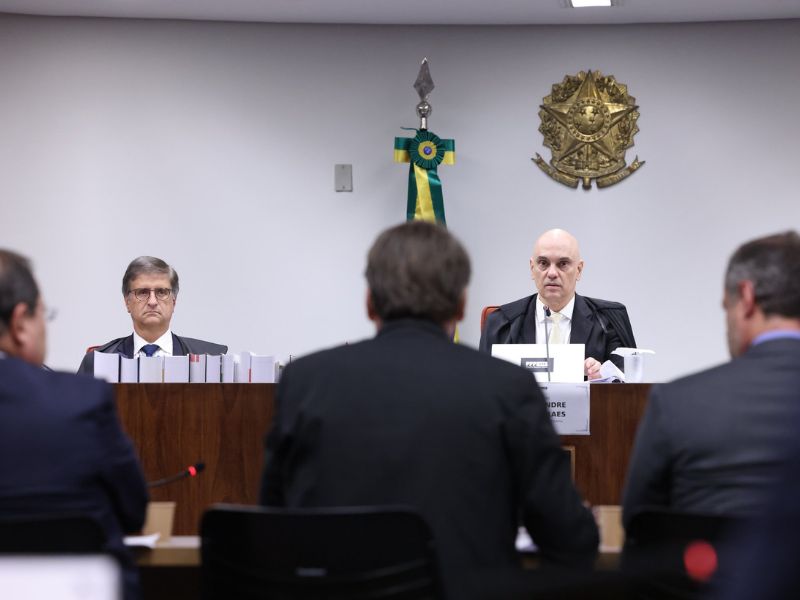 Bolsonaro diz a Moraes que agiu dentro das 4 linhas da Constituição