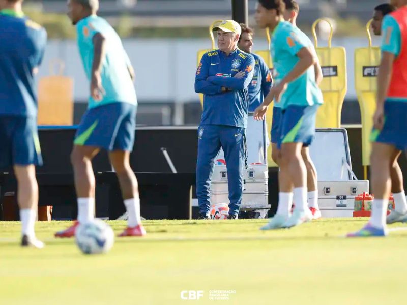 Carlo Ancelotti comanda primeiro treino da Seleção Brasileira