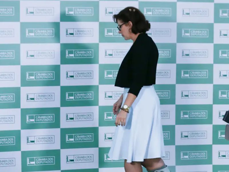 Caso Pizzolato serve de precedente para eventual extradição de Carla Zambelli