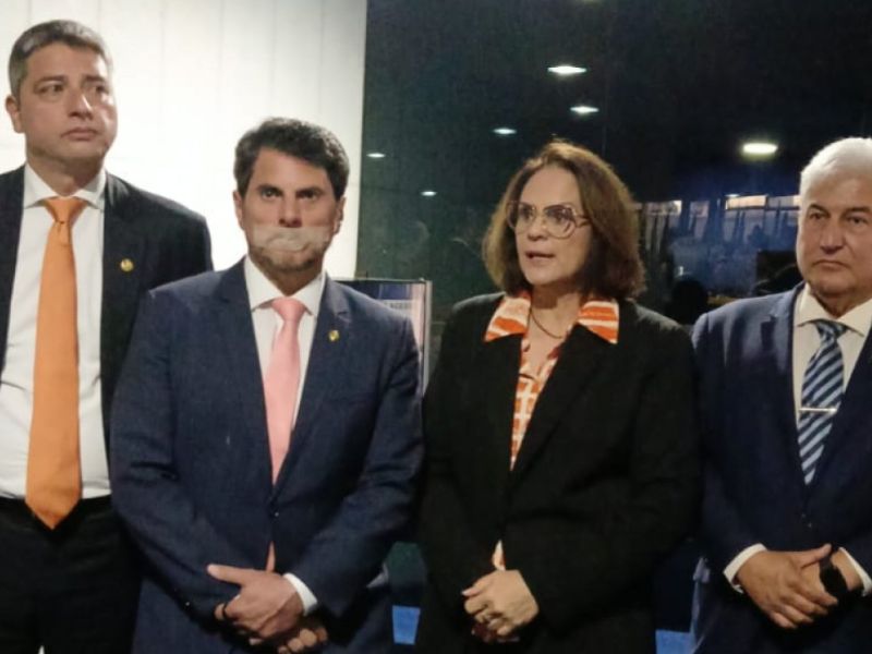 Damares pede perdão à esquerda por não acreditar que Moraes era 'tirano'