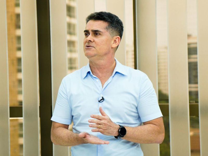 Mesmo com decisão do TCE-AM, David Almeida não paga emenda de Vereador da oposição