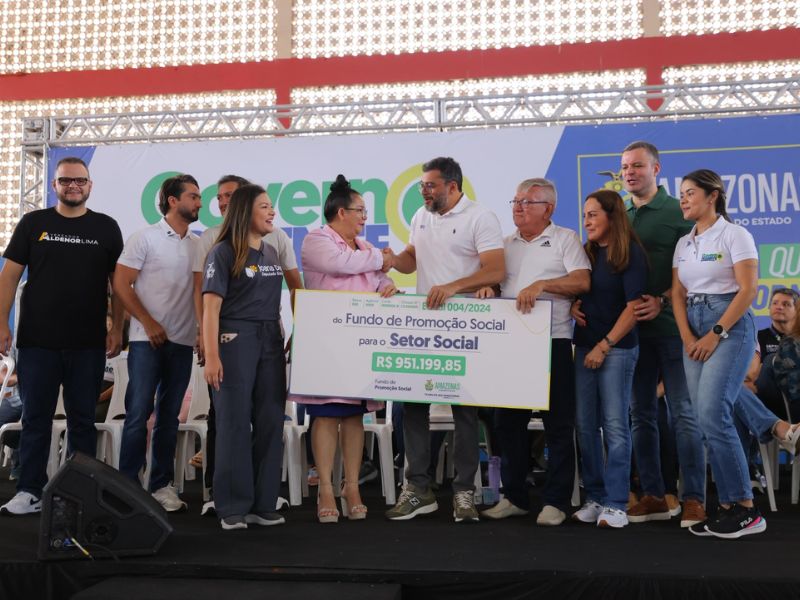 Wilson Lima leva 21ª edição do Governo Presente à Compensa com serviços de cidadania, saúde e crédito