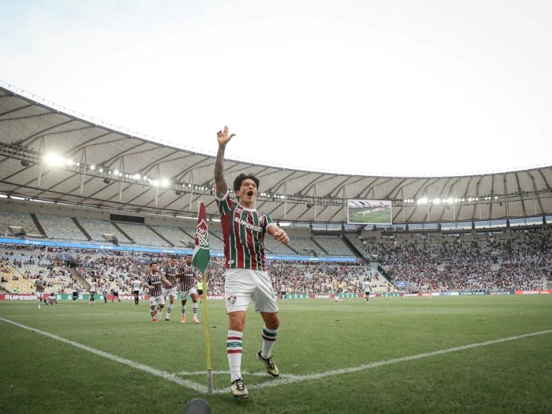 Fluminense vence o Botafogo no Clássico Vovô e sobe na tabela