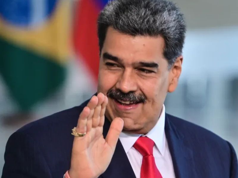 Maduro convoca venezuelanos para "luta armada" em resposta à escalada militar dos EUA no Caribe