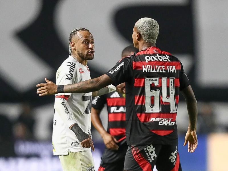 Flamengo estuda punição e multa a Wallace Yan por expulsão precoce contra o Bahia
