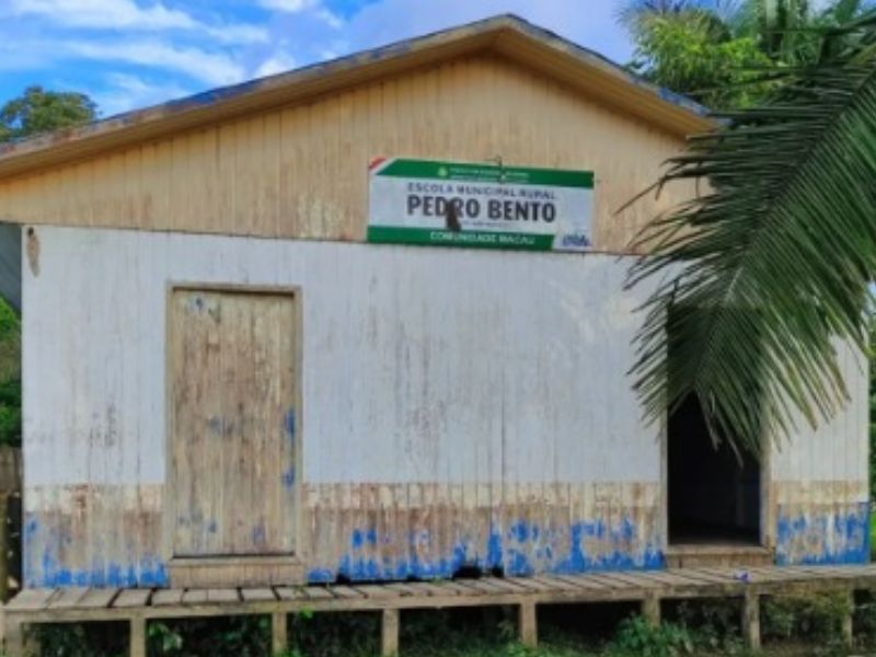 Crianças de Envira sofrem com abandono escolar e atraso nas aulas rurais; MP investiga