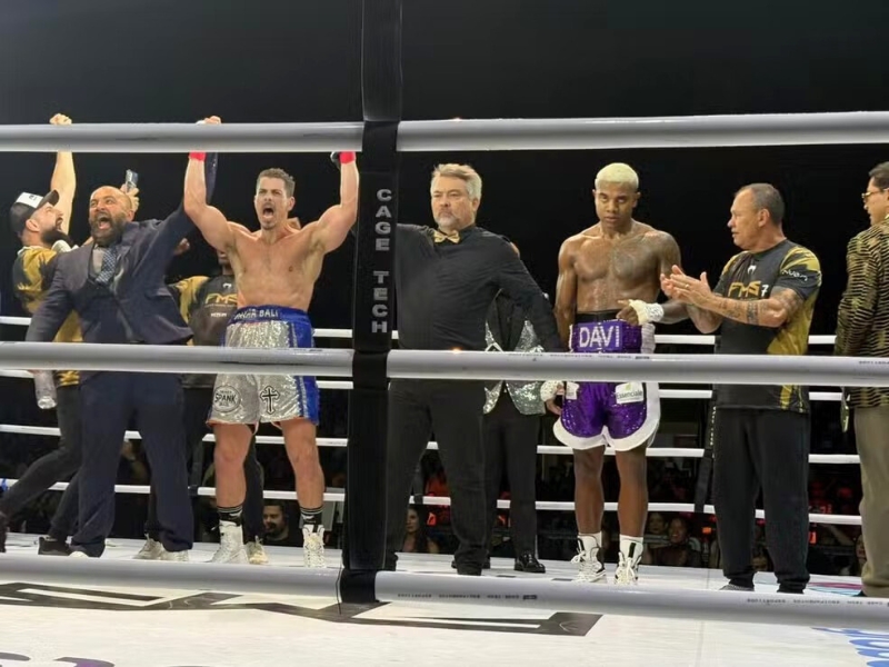 Davi Brito é derrotado por Sacha Bali e Xamuel surpreende Jhony Mc