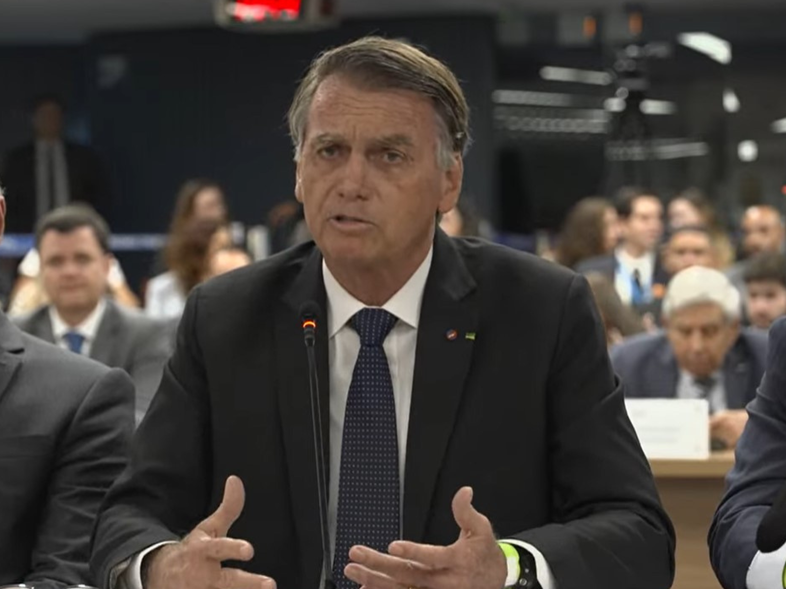 Jair Bolsonaro é preso preventivamente pela PF em Brasília
