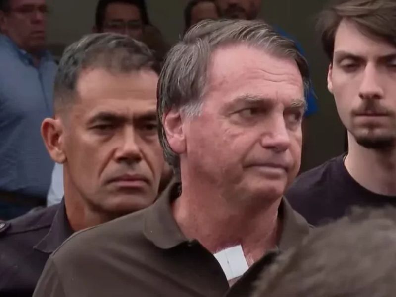 Moraes autoriza a visita dos filhos de Bolsonaro na PF