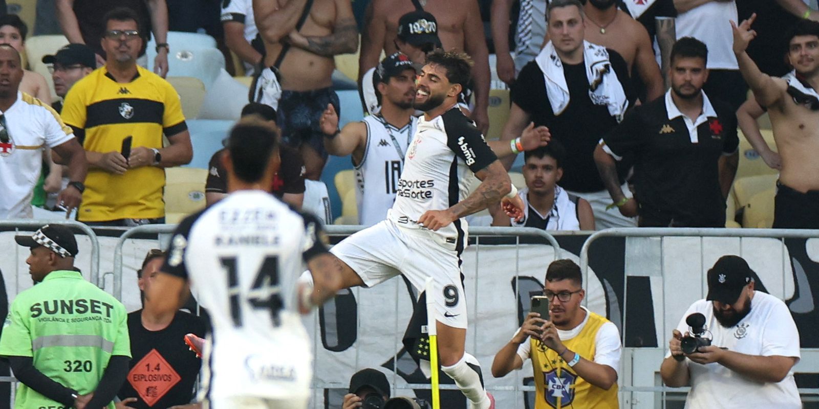 Corinthians vence Vasco e conquista tetracampeonato da Copa do Brasil