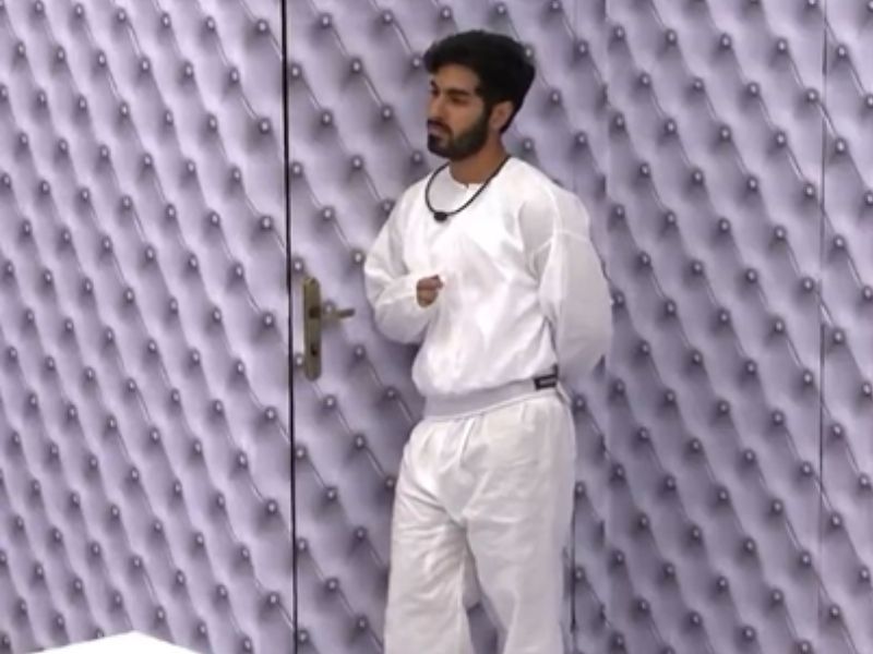Ricardinho aperta o botão e desiste do Quarto Branco do BBB 26